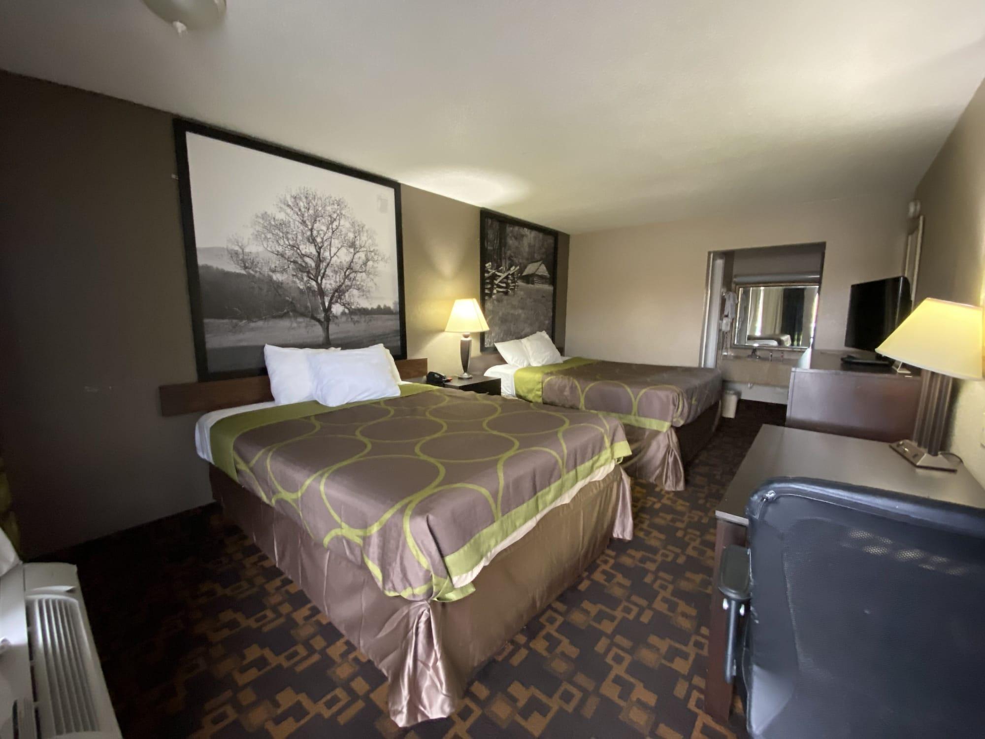 Super 8 By Wyndham Antioch/nashville South East Hotel 2*